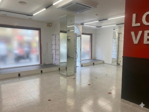 po-1265308-imagen - El Club del Propietario Imagen 1 de Local comercial en zona de gran paso