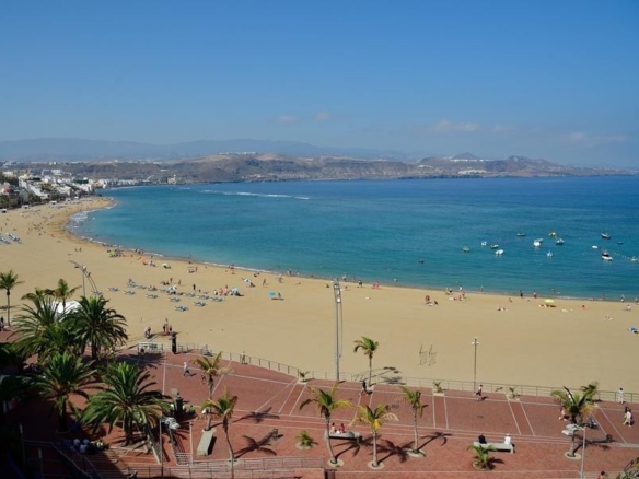 Imagen 1 de ESTUPENDO PISO EN ZONA CANTERAS - SANTA CATALINA
