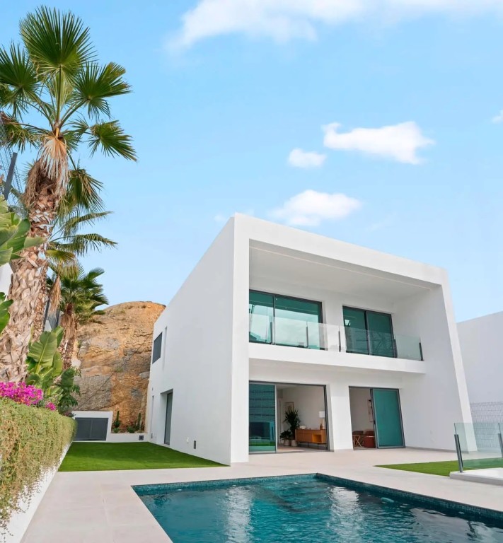 po-1265429-imagen - El Club del Propietario Imagen 1 de Casa-Chalet en Venta en Benidorm Alicante