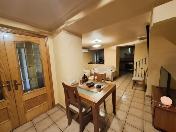 Imagen 4 de PRECIOSA CASA A LA VENTA EN ONTINYENT