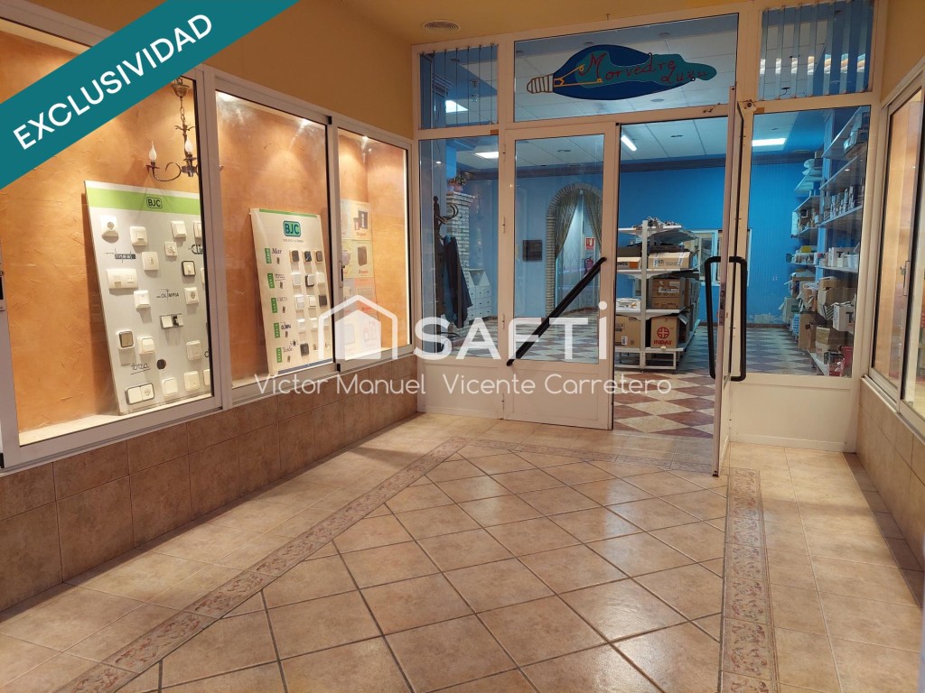 Imagen 1 de Bajo comercial equipado en zona concurrida