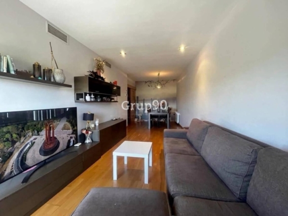 3 HABITACIONES CON ZONA COMUNITARIA
