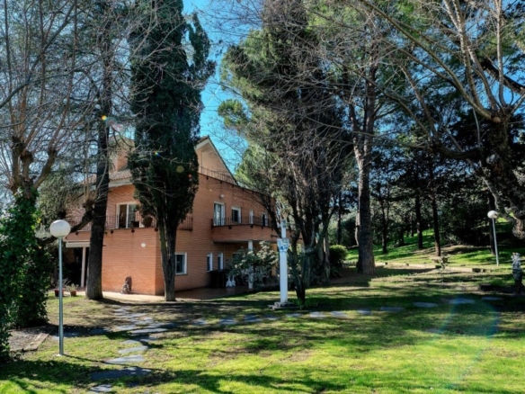 Imagen 1 de Residencia exclusiva con piscina