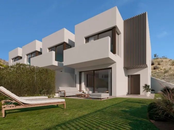 Imagen 1 de Adosada en Venta en Rincon De La Victoria Málaga