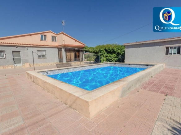 po-1265548-imagen - El Club del Propietario Imagen 1 de Casa-Chalet en Venta en San Vicente Del Raspeig Alicante Ref: 57091