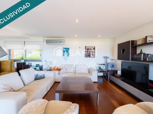 Imagen 4 de Villa Palau Saverdera con 5 habitaciones y piscina