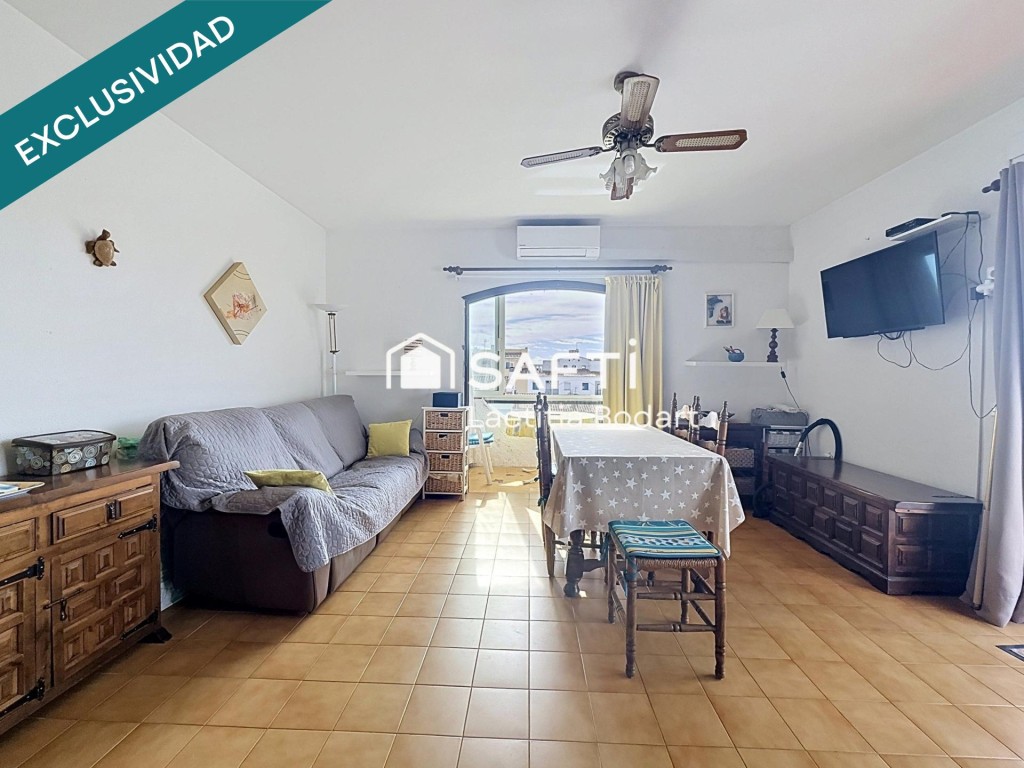 vistas al canal – Empuriabrava