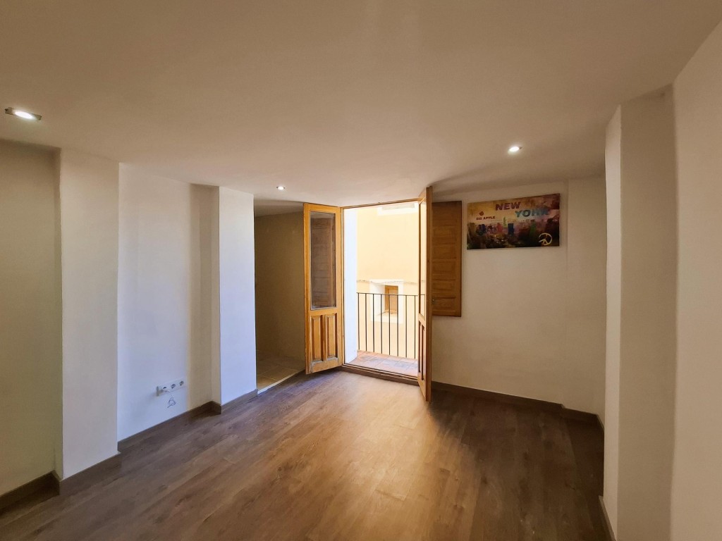 Imagen 3 de MAGNIFICA OPORTUNIDAD! CASA TOTALMENTE REFORMADA EN ONTINYENT