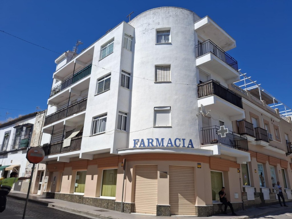 Imagen 1 de EDIFICIO EN VENTA EN SANLÚCAR DE BARRAMEDA (CÁDIZ)