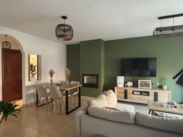 Imagen 2 de Adosada en Venta en Almayate Bajo Málaga