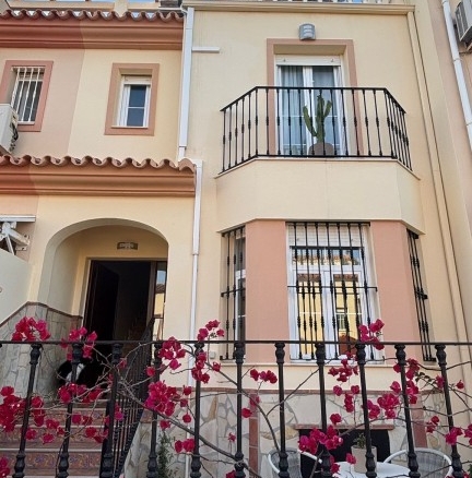 po-1265600-imagen - El Club del Propietario Imagen 1 de Adosada en Venta en Almayate Bajo Málaga