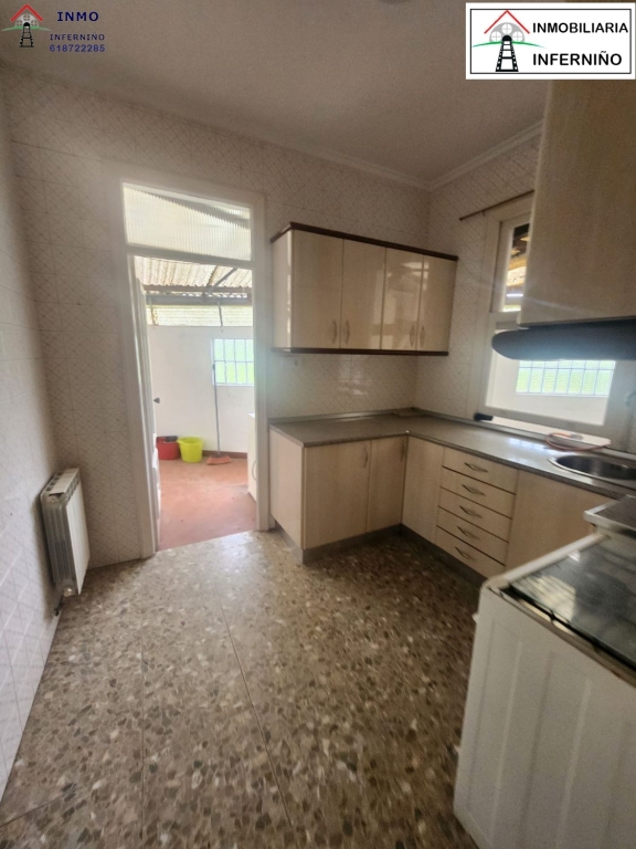 Imagen 1 de Edificio Viviendas en Venta en Naron La Coruña Ref: 438372