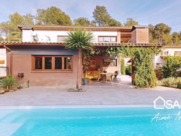 Imagen 1 de CHALET ATEMPORAL - FUSIÓN MODERNO-RUSTICO