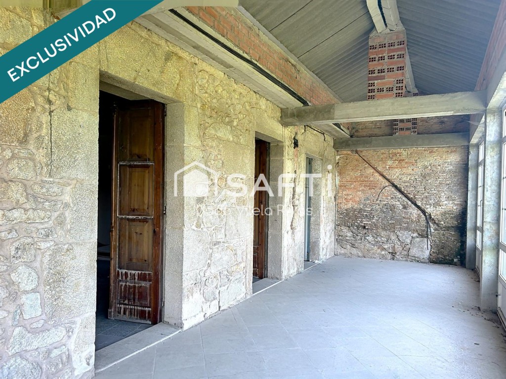 Imagen 2 de Propiedad singular en Pontecesures de 1.800m2