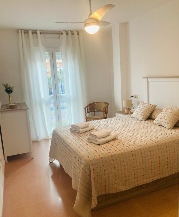 Imagen 4 de PISO DE 2 DORMITORIOS EN VENTA EN SABINILLAS CENTRO.