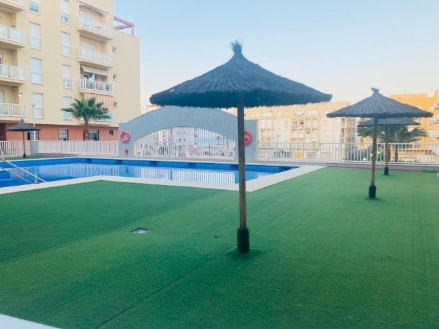 Imagen 1 de PISO DE 2 DORMITORIOS EN VENTA EN SABINILLAS CENTRO.