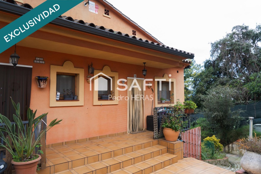 Imagen 3 de Dos casas apareadas independientes con piscina.