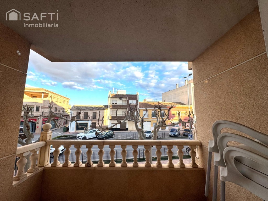 Imagen 1 de Piso VPO con garaje en pleno centro de Pinoso – listo para entrar a vivir