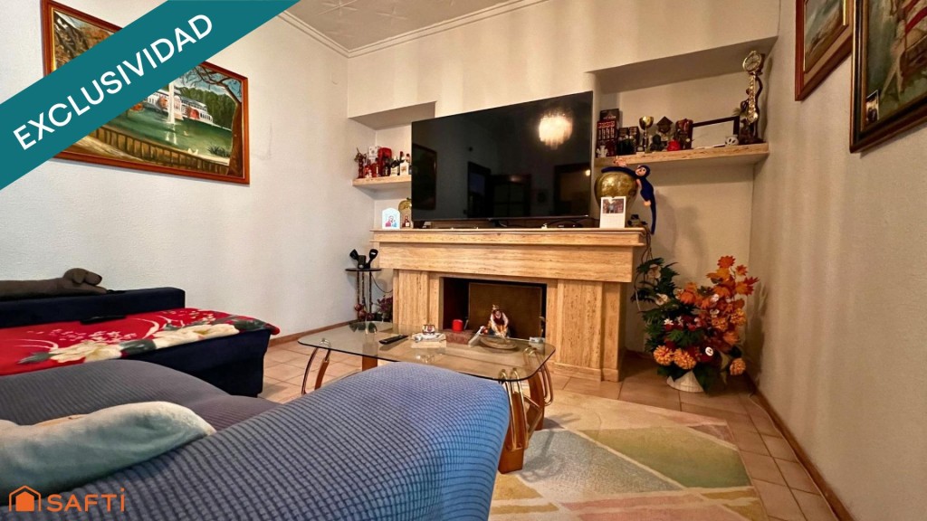 Imagen 1 de PISO AMPLIO CON TERRAZA PRIVADA EN ELDA