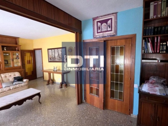 Imagen 4 de Se vende amplio piso de 156 m² junto a la Catedral de Albacete