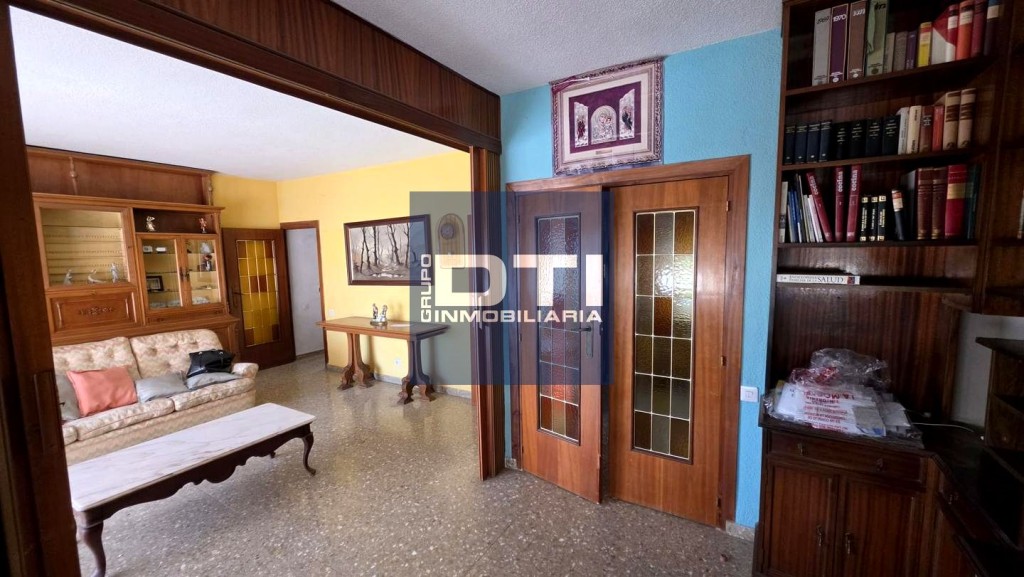 Imagen 4 de Se vende amplio piso de 156 m² junto a la Catedral de Albacete