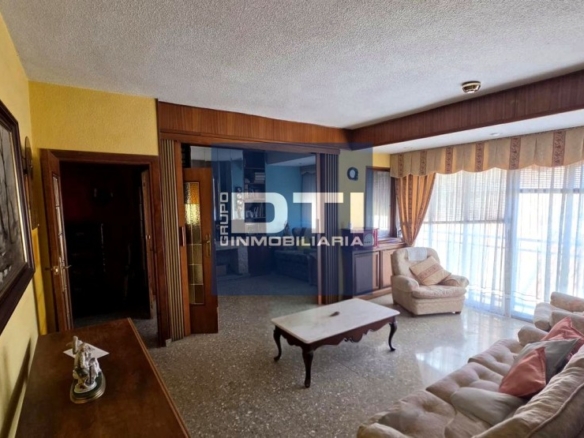 po-1265748-imagen - El Club del Propietario Imagen 1 de Se vende amplio piso de 156 m² junto a la Catedral de Albacete