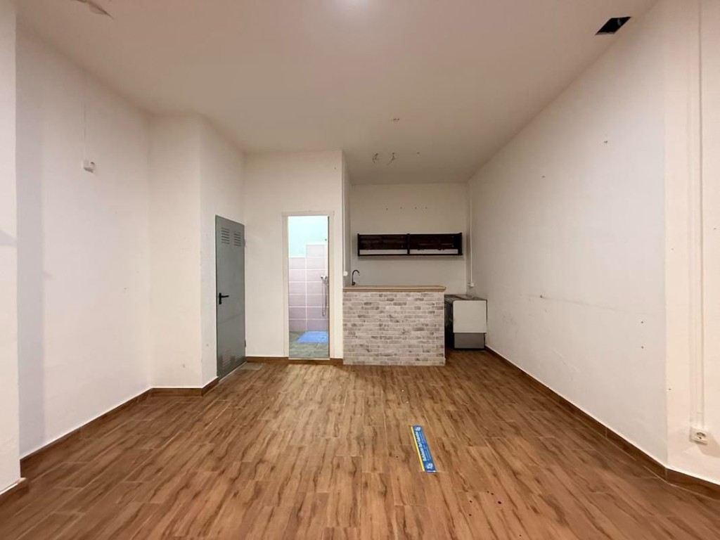 Imagen 4 de Local comercial en Alquiler en Ondara Valencia