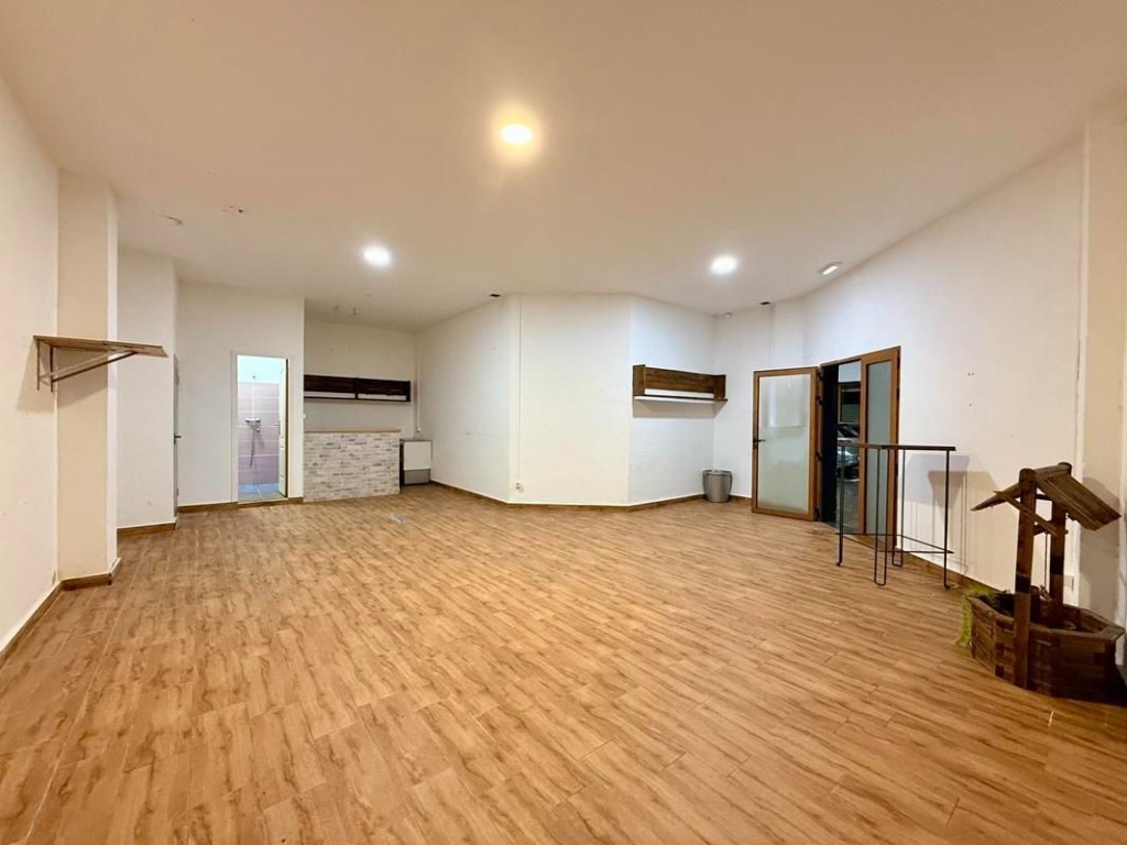 Imagen 1 de Local comercial en Alquiler en Ondara Valencia