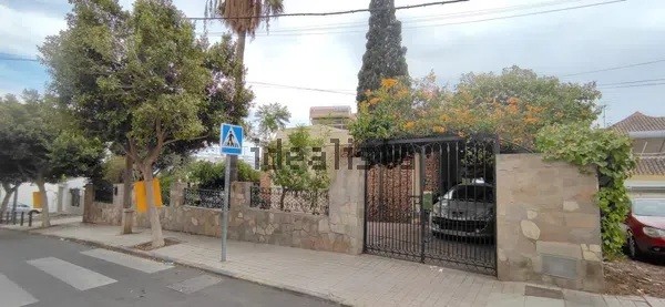Imagen 2 de Casa-Chalet en Venta en Almería Almería