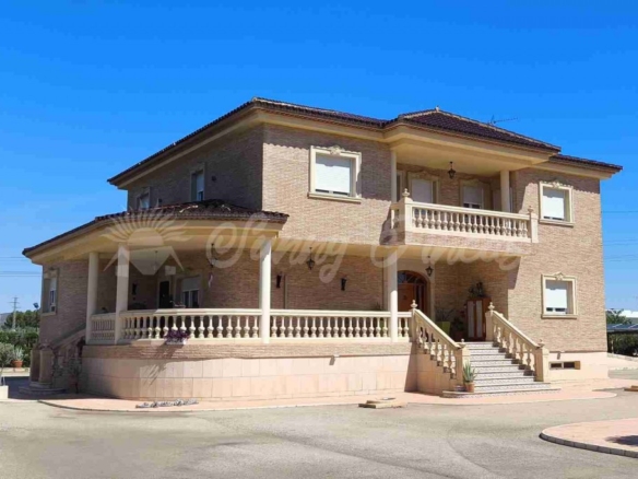 Imagen 4 de Casa-Chalet en Venta en Yecla Murcia