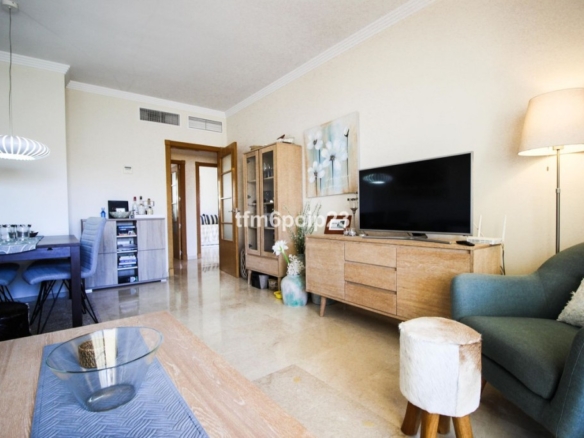 Imagen 2 de Apartamento en Venta en San Luis De Sabinillas Málaga