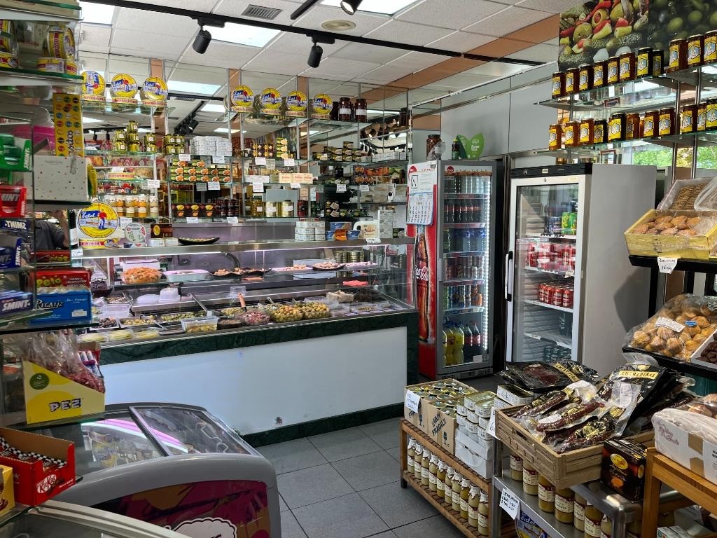 Imagen 1 de Local comercial en Alquiler en Madrid Madrid CHAMARTIN