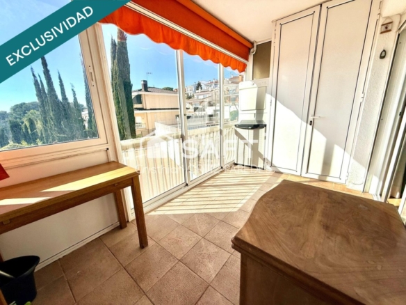 Imagen 1 de se vende piso de 1 hab con piscina con parking