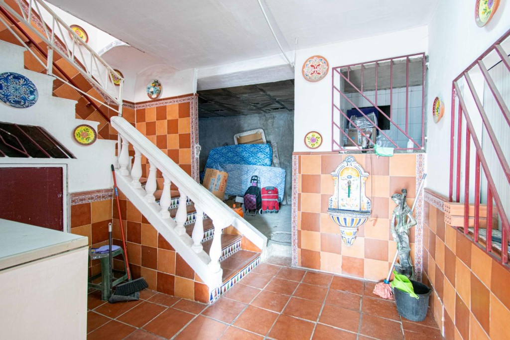 Imagen 2 de Gran casa de pueblo en el corazón de Tomares!!!!