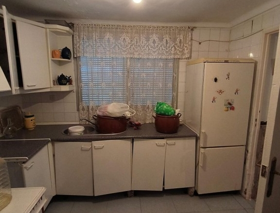 casa de pueblo en el centro del Saucejo!!