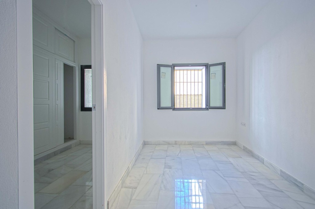 Imagen 4 de Piso a estrenar en San Lorenzo!!