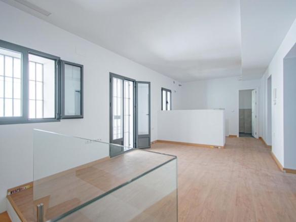 Imagen 1 de Preciosa vivienda a estrenar tipo dúplex junto Plaza de San Lorenzo!!!