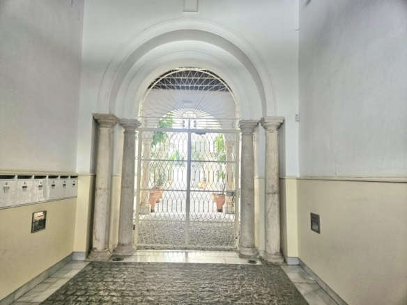 Imagen 1 de Apartamento con encanto en pleno Casco Histórico de Sevilla