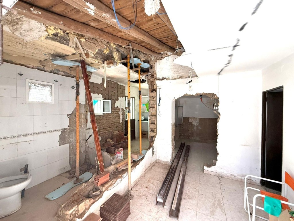 Imagen 2 de Casa adosada en venta