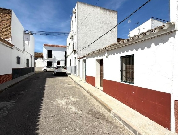po-1265946-imagen - El Club del Propietario Imagen 1 de Casa adosada en venta
