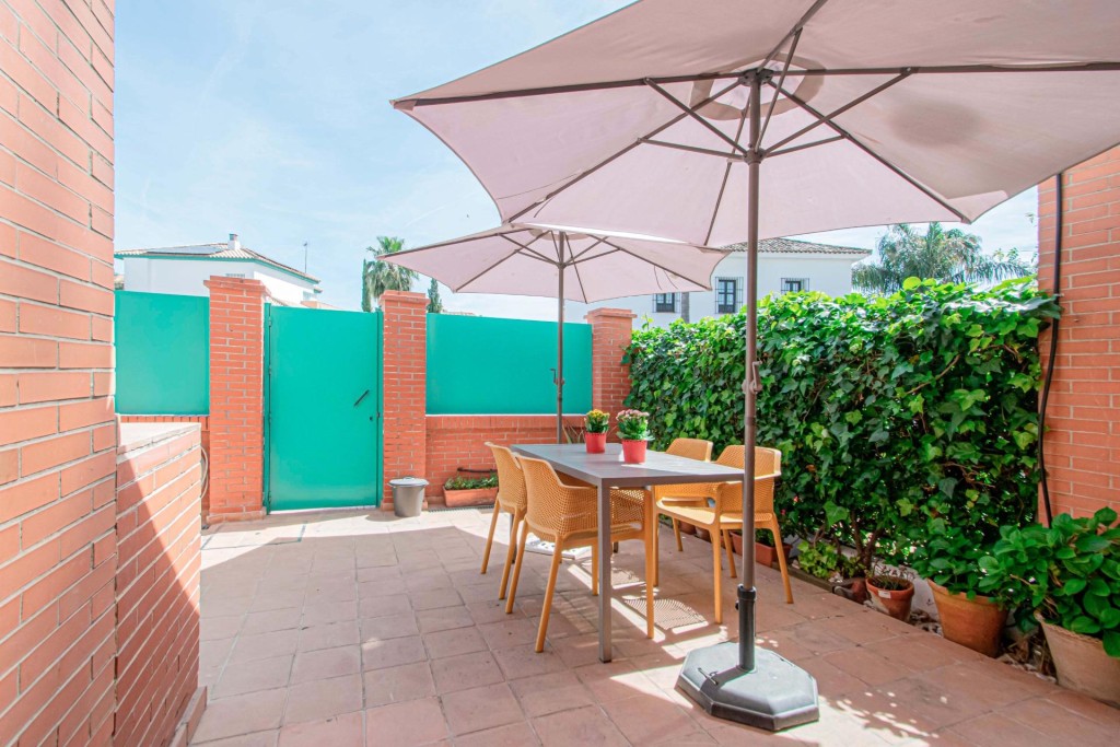 Imagen 2 de Preciosa vivienda adosada en Valencina de La Concepción!!!!