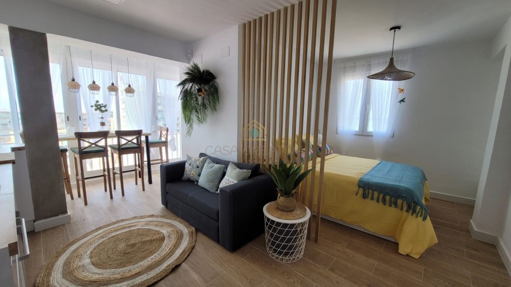 Imagen 2 de ESPECTACULAR ESTUDIO LOFT CON VISTAS AL MAR Y LA ALBUFERA REFORMADO