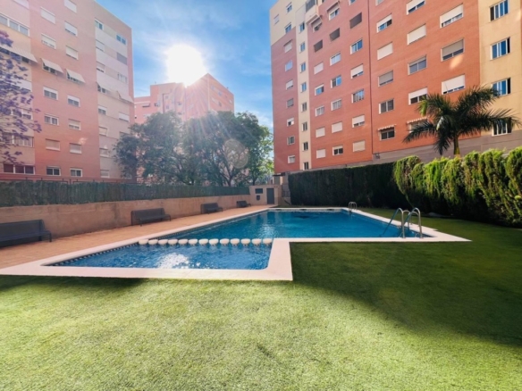 po-1265963-imagen - El Club del Propietario Imagen 1 de Exclusivo piso en Pau I con reforma de lujo