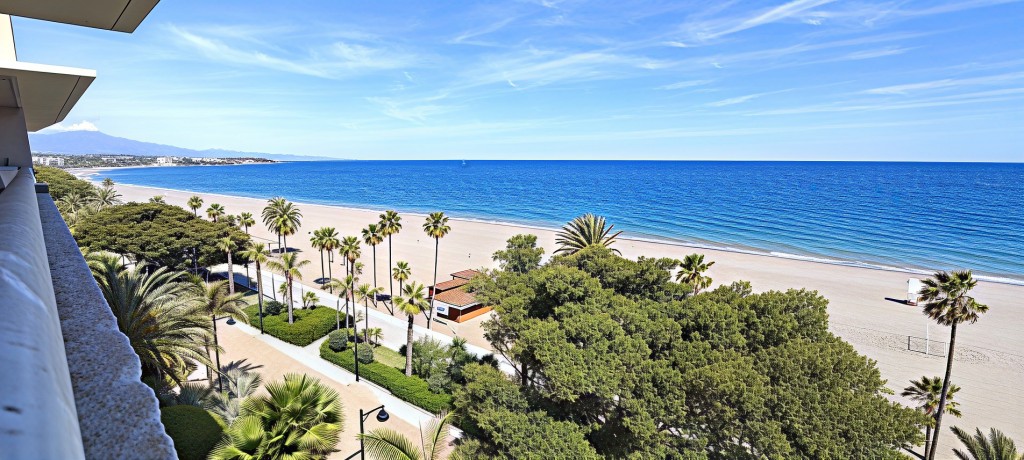 Imagen 2 de Piso en Venta en Estepona Málaga