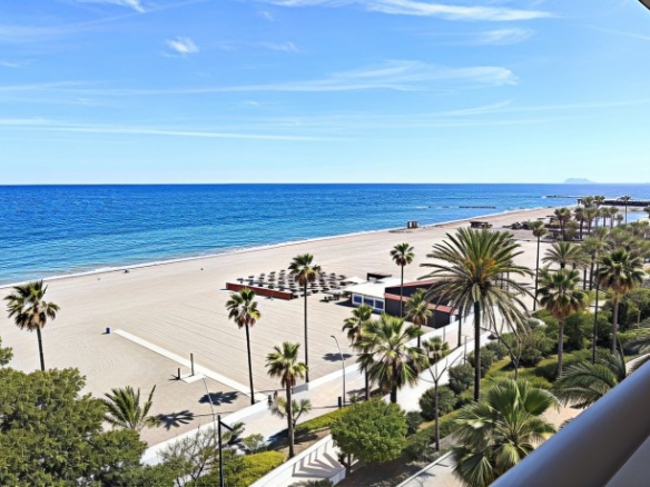 Imagen 1 de Piso en Venta en Estepona Málaga