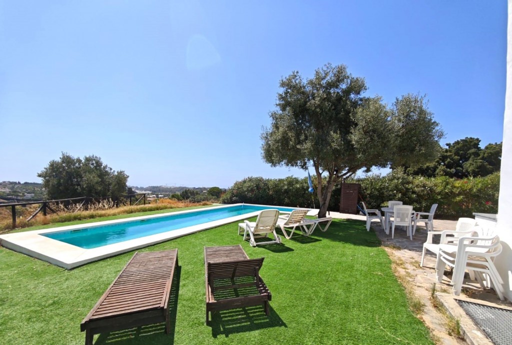 Imagen 2 de Casa-Chalet en Venta en Estepona Málaga