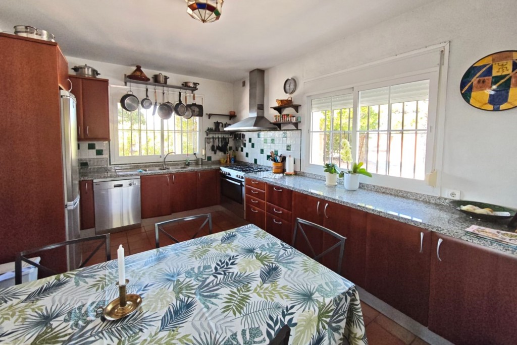 Imagen 4 de Casa-Chalet en Venta en Estepona Málaga