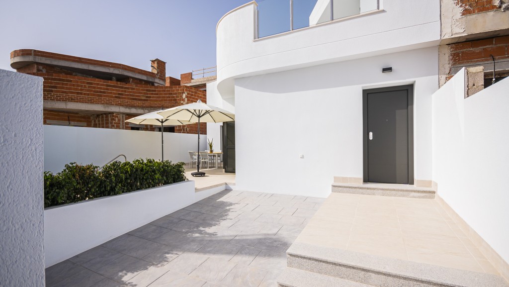 Imagen 2 de Adosada en Venta en Torrevieja Alicante