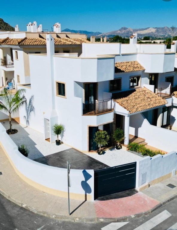 Imagen 1 de Adosada en Venta en Cox Alicante