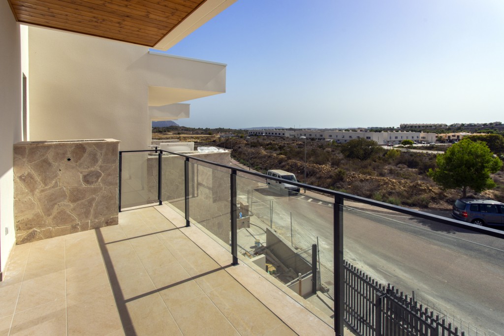 Imagen 2 de Adosada en Venta en Monforte Del Cid Alicante